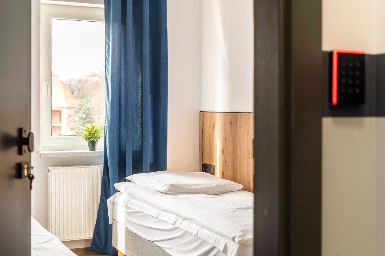 Gems Hostel Głogów 外观 照片