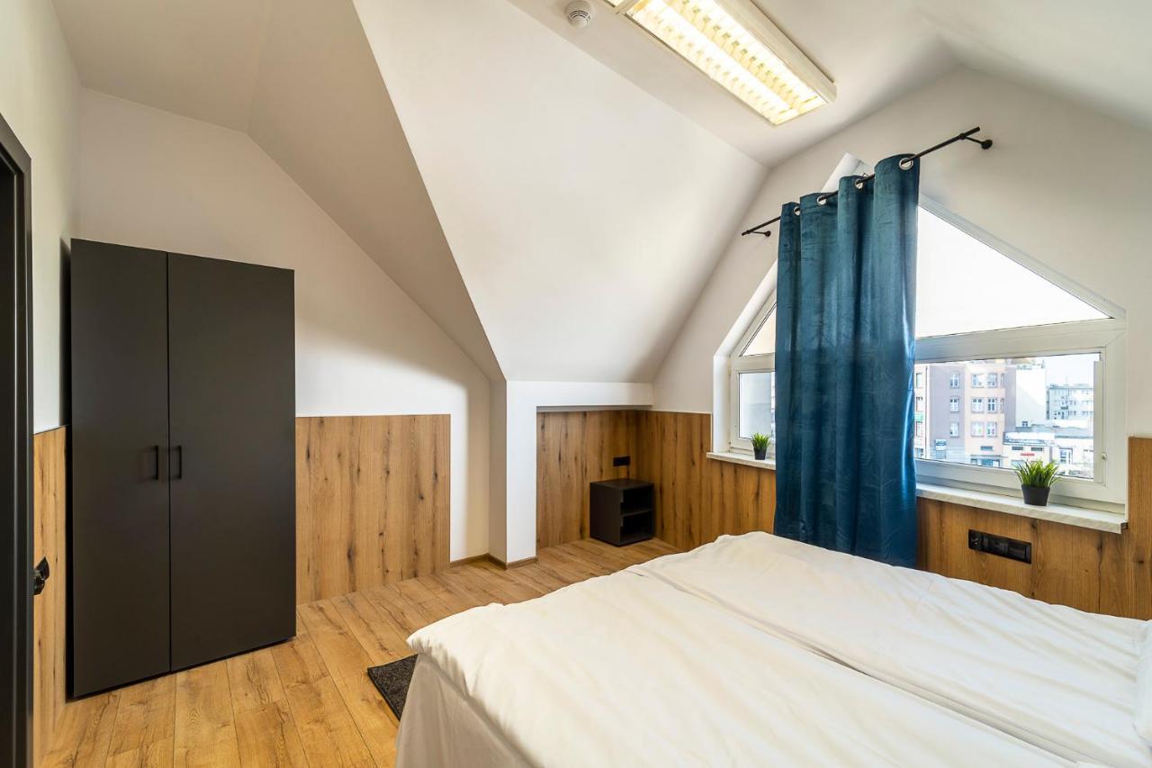 Gems Hostel Głogów 外观 照片