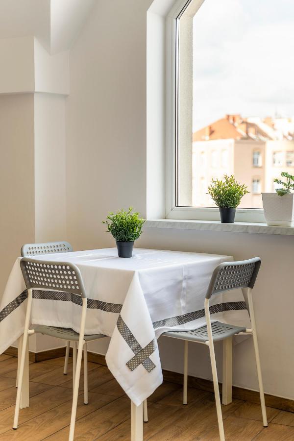 Gems Hostel Głogów 外观 照片